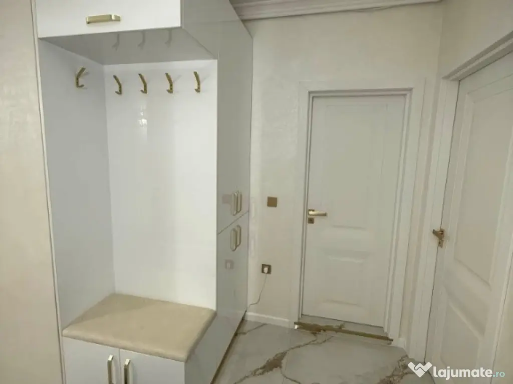 Apartament 2 camere ultrafinisat et.1, parcare Gilau 