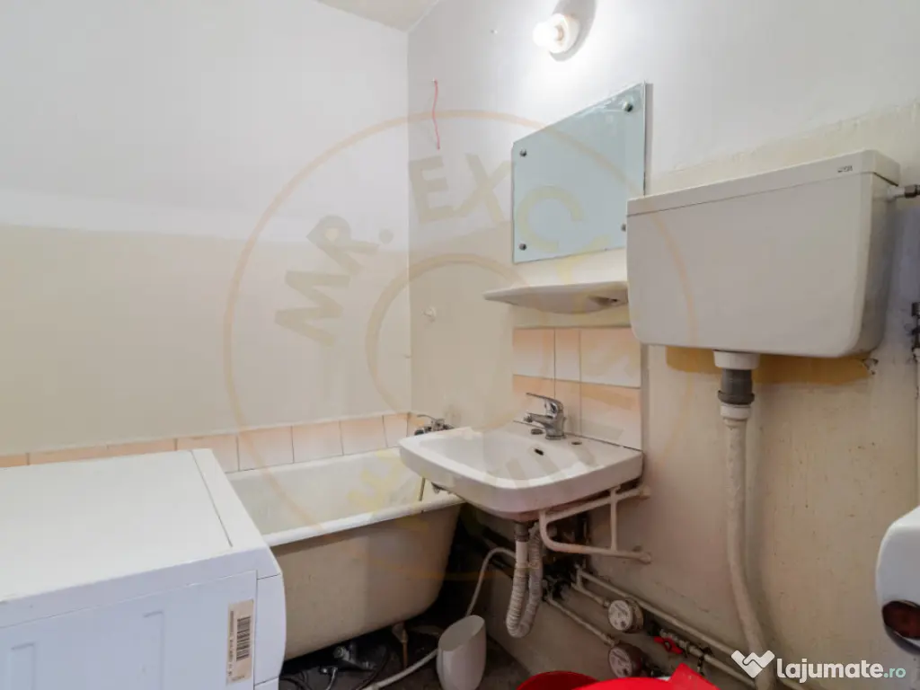 2 camere decomandat Valea Oltului 