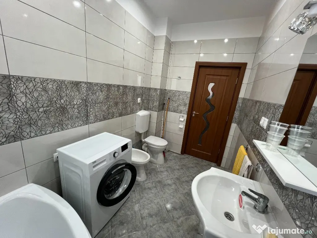 Apartament 2 camere decomandat, recent renovat – zona Mihai Viteazul 