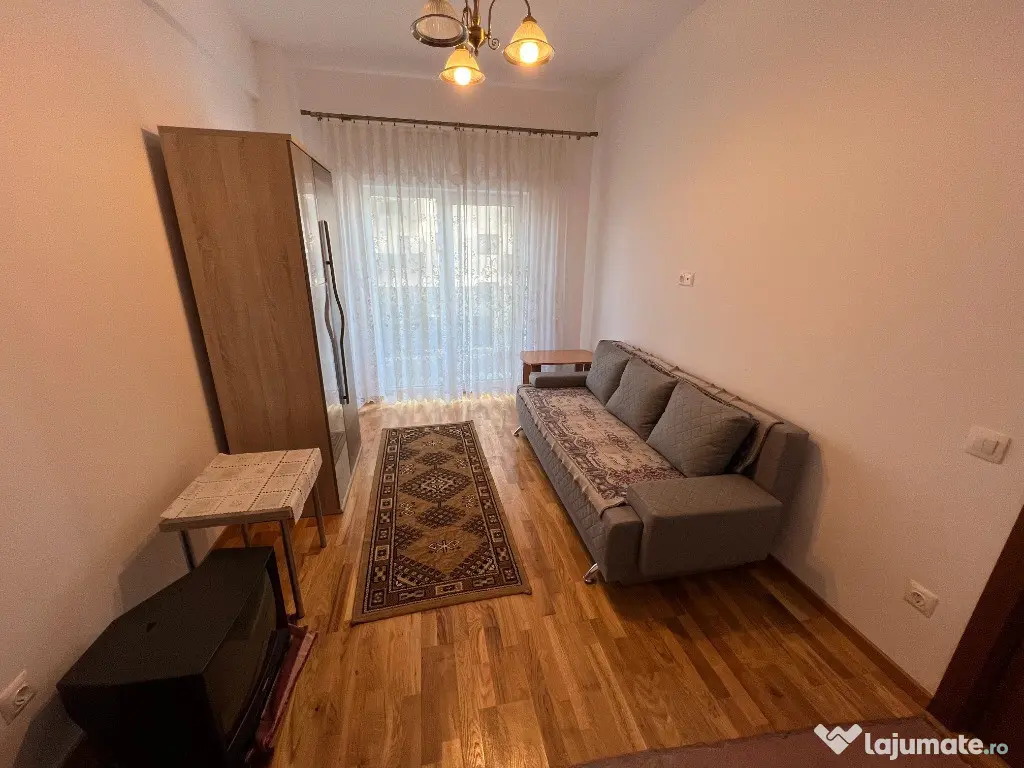 Apartament 2 camere decomandat, recent renovat – zona Mihai Viteazul 