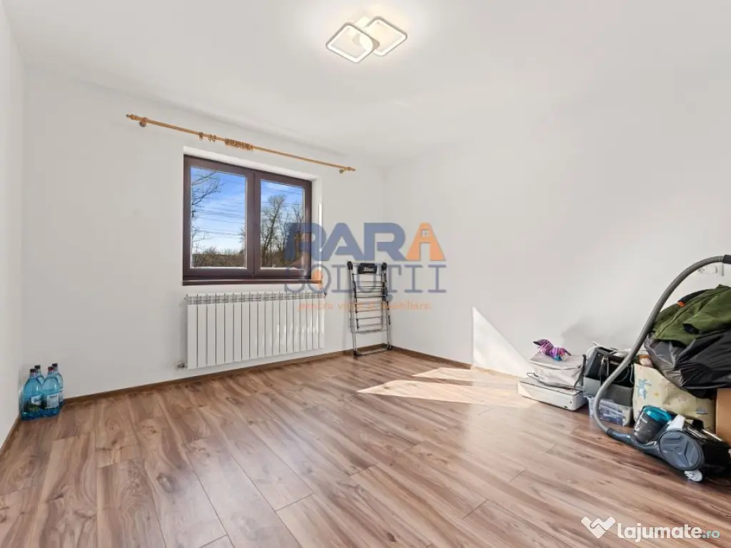 Casă nouă - 2800 mp teren 