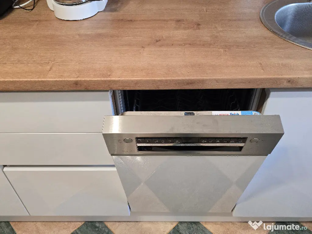 Vand apartament cu 3 camere decomandat in Deva, Netun, et 3, mobilat 