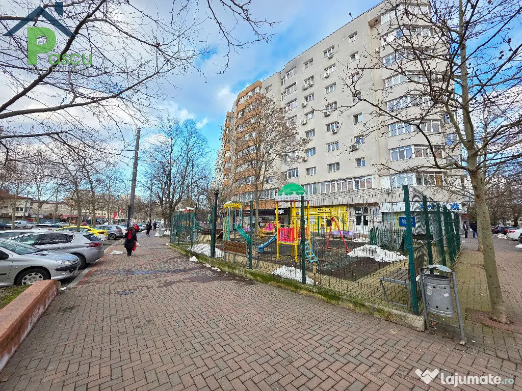 Spatiu comercial 1 Decembrie 1918, stradal, parter, 80 mp 