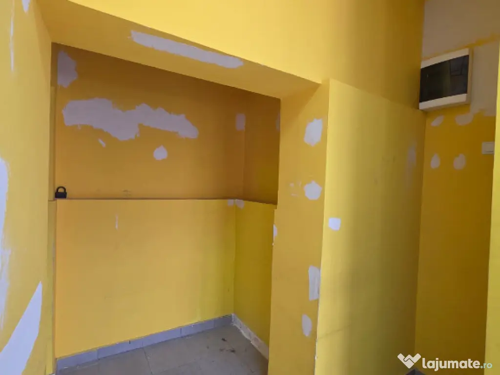 Spatiu comercial 1 Decembrie 1918, stradal, parter, 80 mp