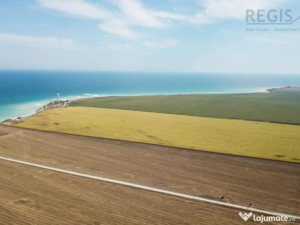 Teren extravilan in prima linie a plajei Tuzla 