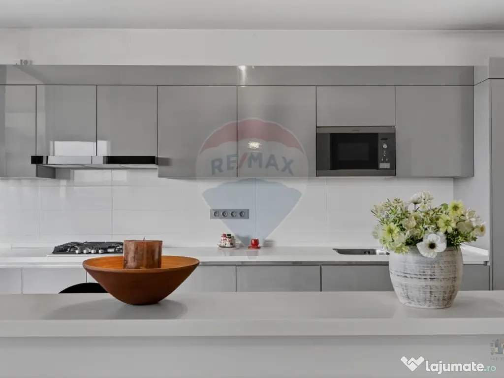 VANZARE Penthouse 3 camere în zona Tineretului 