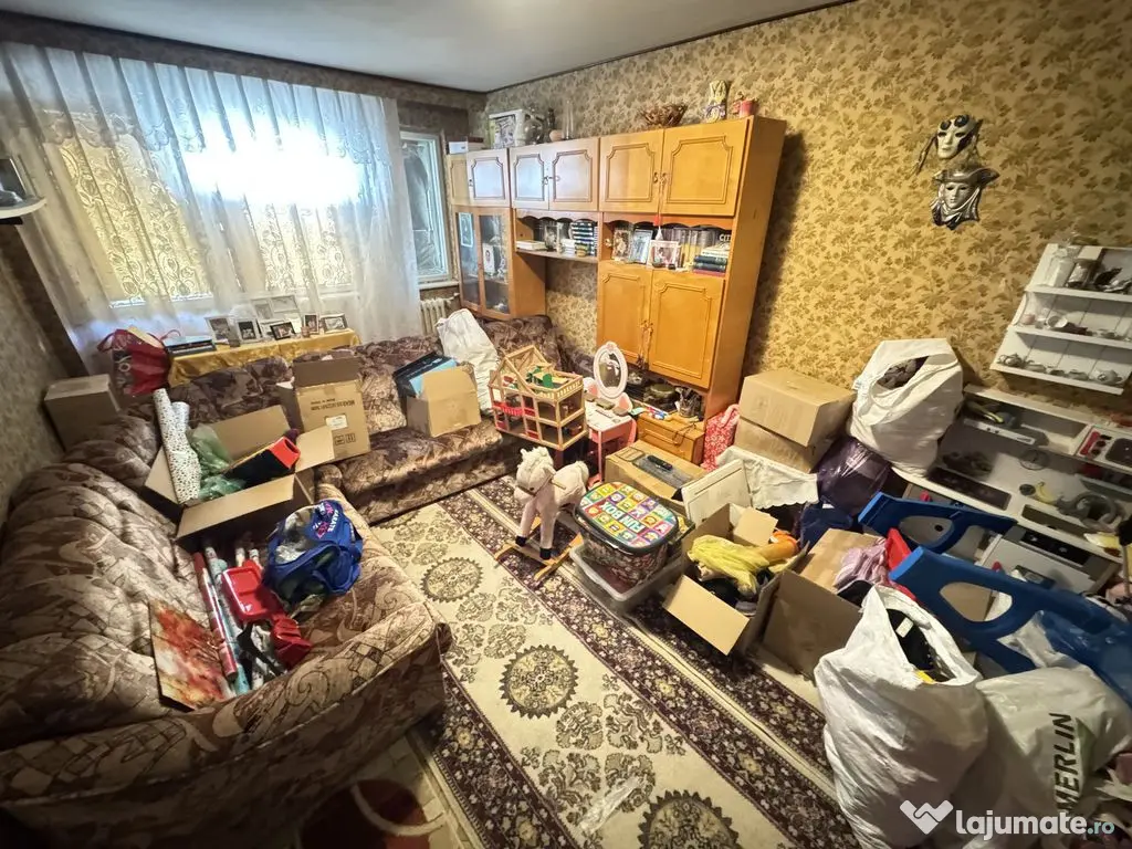 Apartament 3 camere zona Abator 