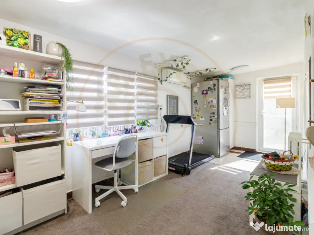 Casa cu gradina aproape de metrou 1 Mai - 232 mp curte liber 