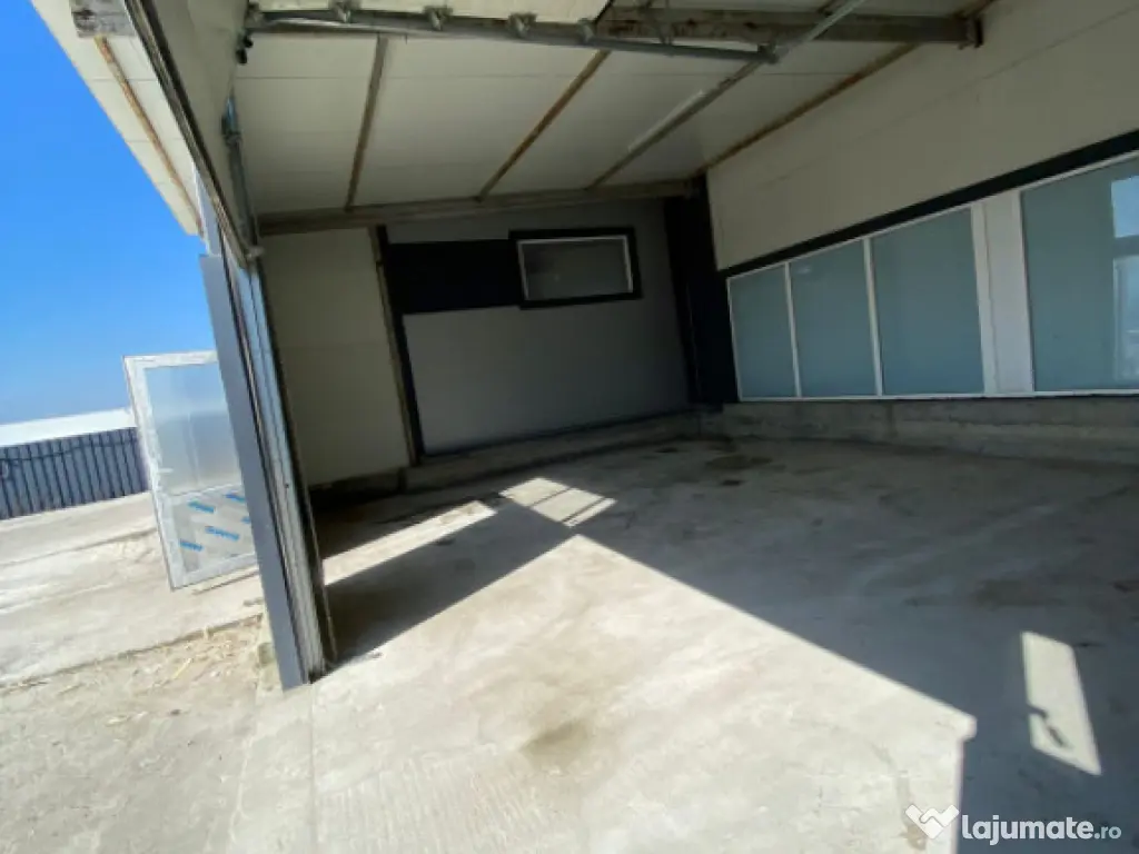 Spatiu comercial, 220mp, Malu Mare 