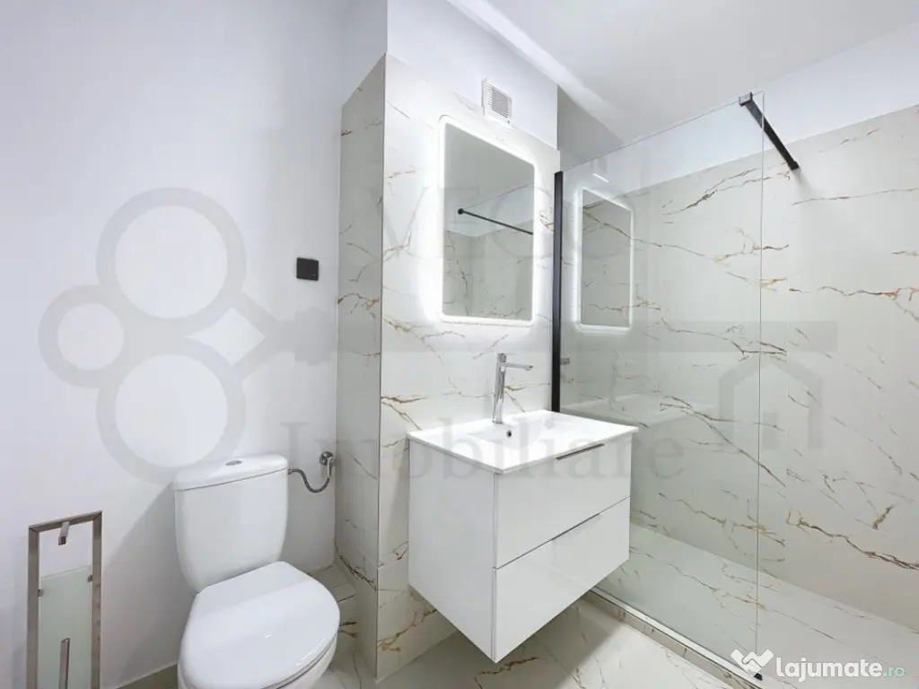 3 camere, garaj, balcon, complex Seasons - Frunzisului 