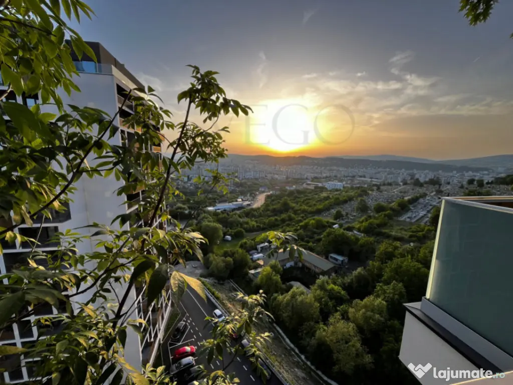 3 camere, garaj, balcon, complex Seasons - Frunzisului 