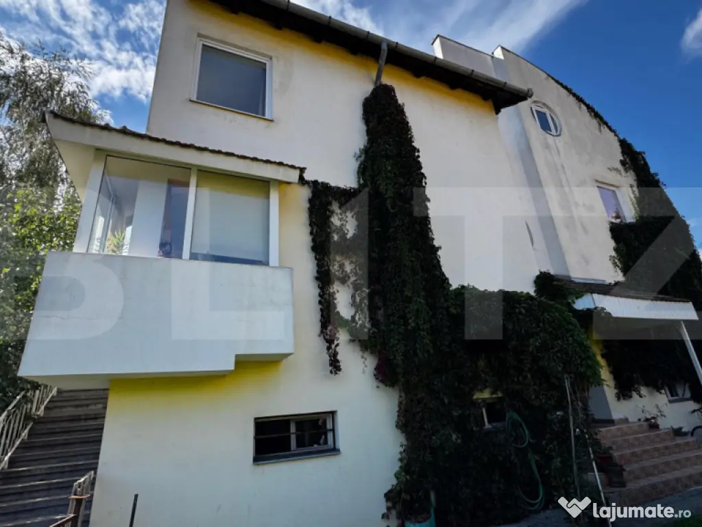 Casă de închiriat, 600 mp, zonă Centrală - Alba Iulia