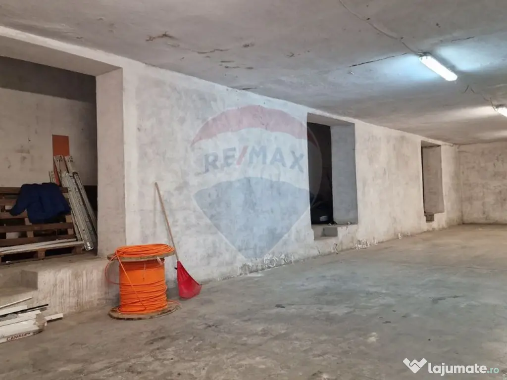 Hală industrială 400 mp Uzina 2 , depozitare / producț... 