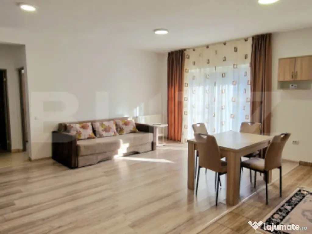Apartament luminos cu 2 camere, 53 mp, parcare, balcon, zona 