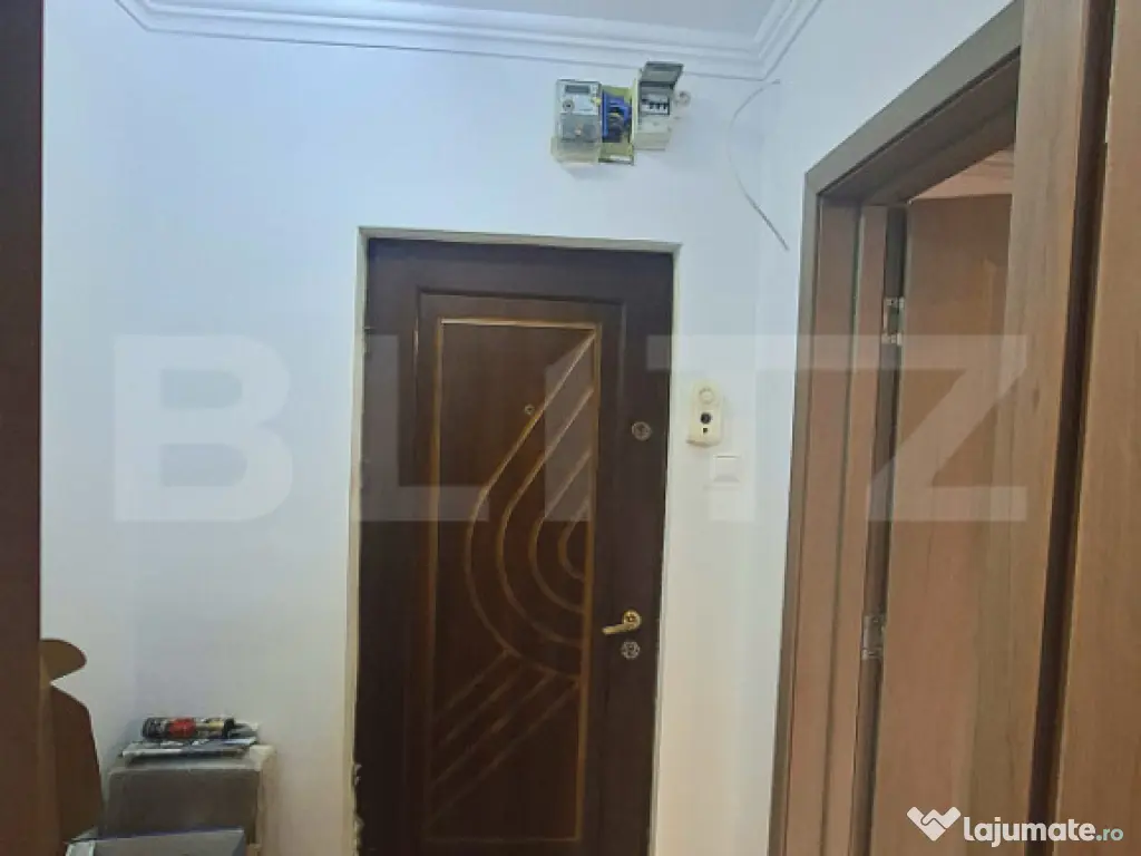 Garsonieră complet renovată de vânzare 