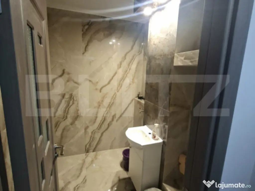 Garsonieră complet renovată de vânzare 