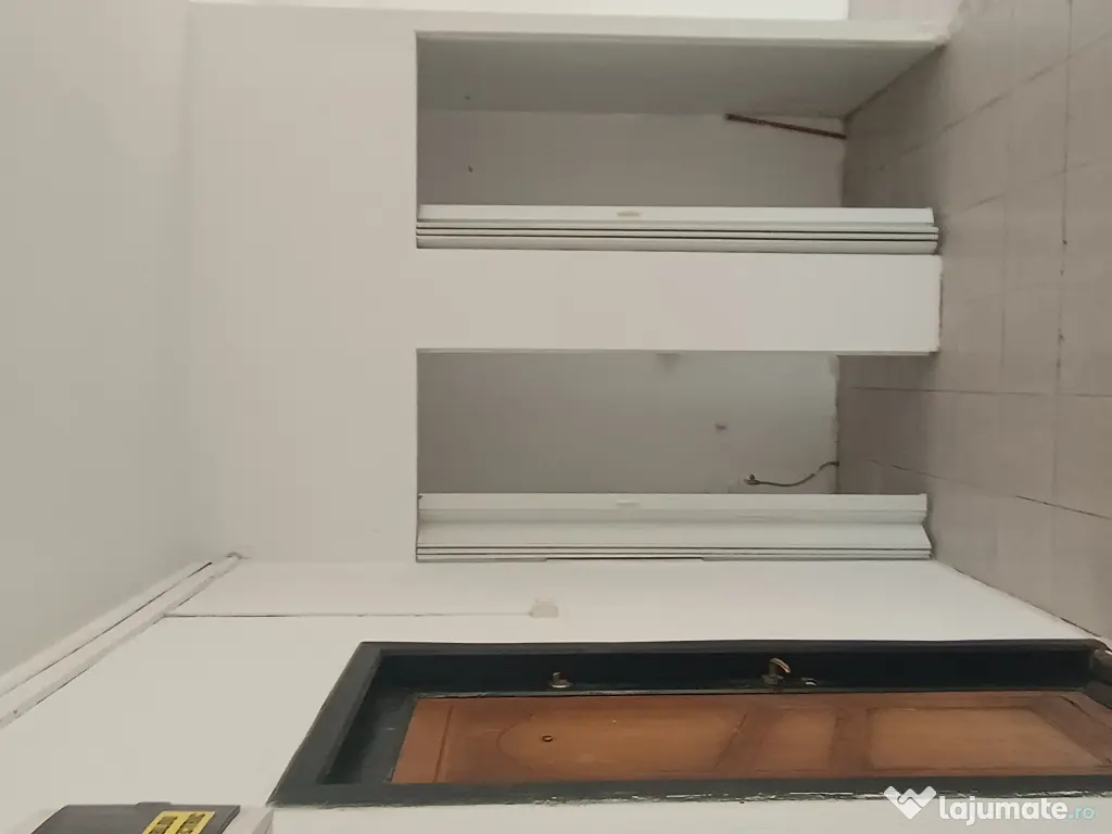 Închiriere spațiu ,parter,36 mp,acces fata și spate  Zona Pavcom 