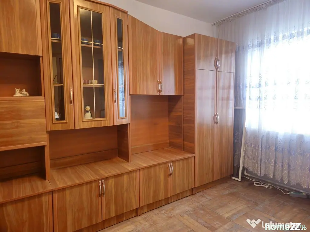 De inchiriat - garsoniera Micro 38, N-uri, 220 euro