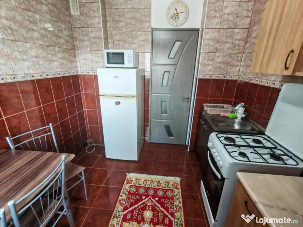 Apartament 2 camere, situat in zona Dacia 