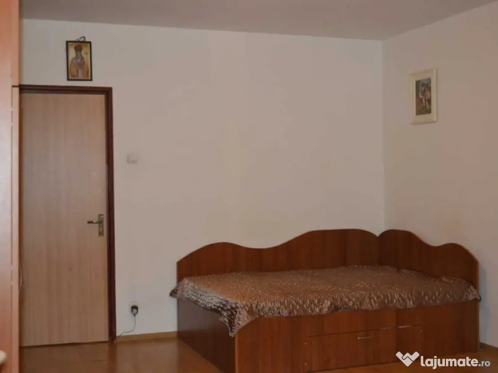 Aparatorii patriei etaj 1 spiru haret 