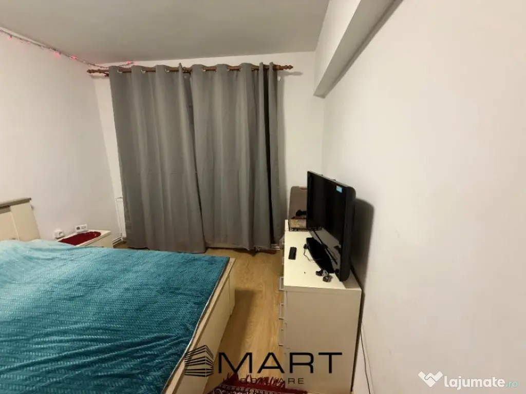 Apartament 2 camere decomandate zona Strand 