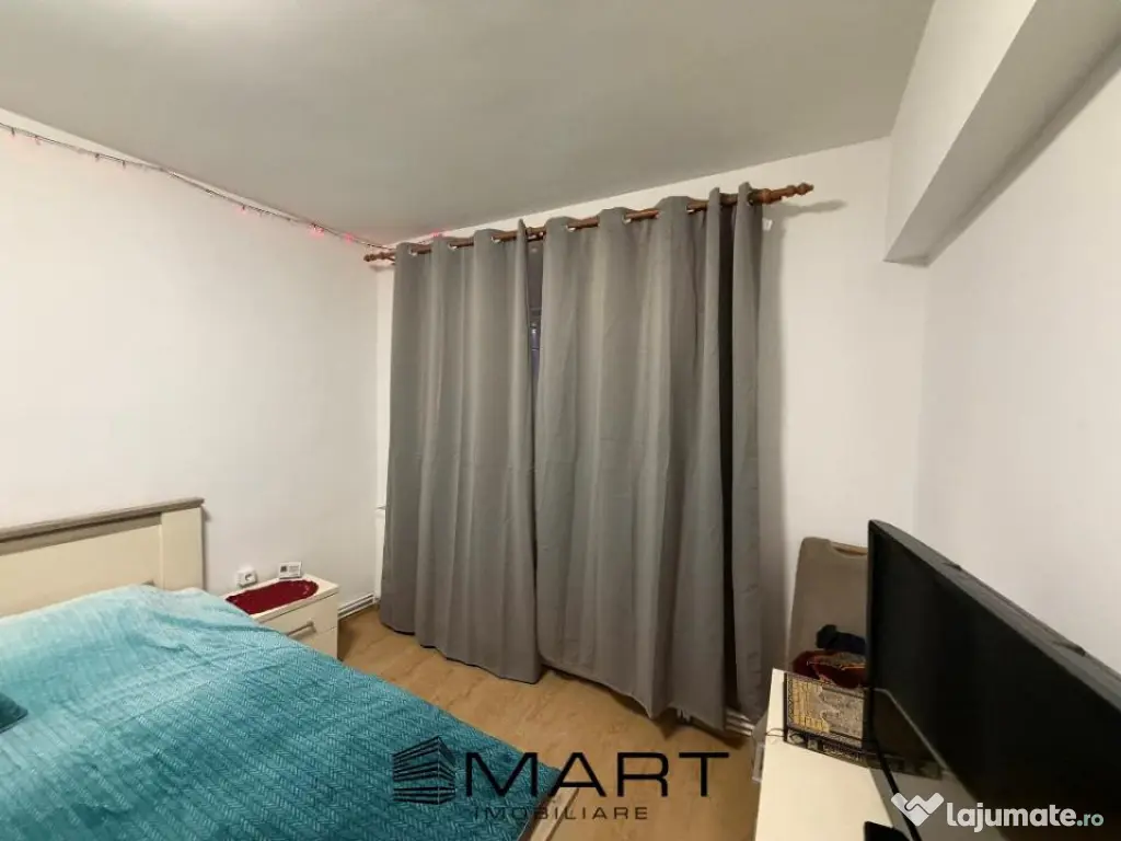Apartament 2 camere decomandate zona Strand 