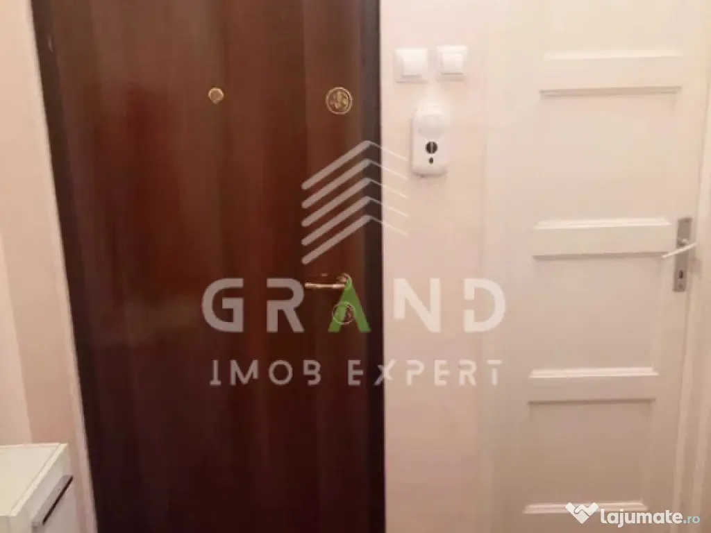 Garsoniera Decomandata | Etaj 2 | PETFRIENDLY | Horea - Facu 