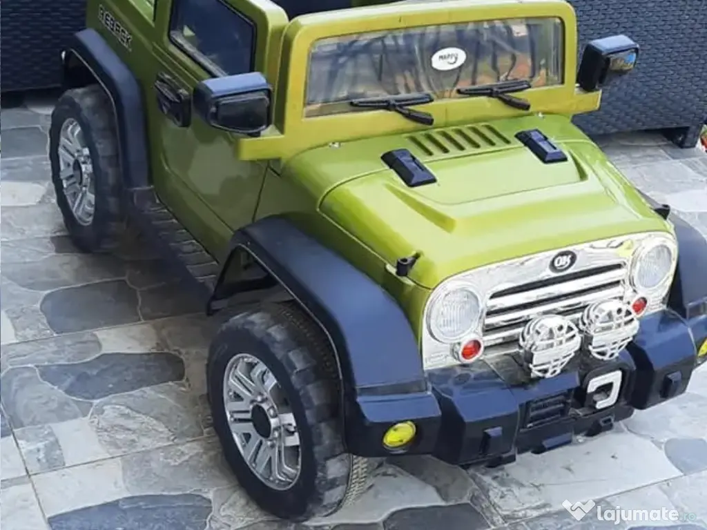 Vând mașina electrică copii 4x4 