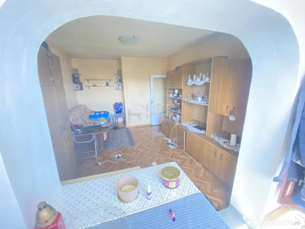 3 Camere- Decomandat-Petre Ispirescu 