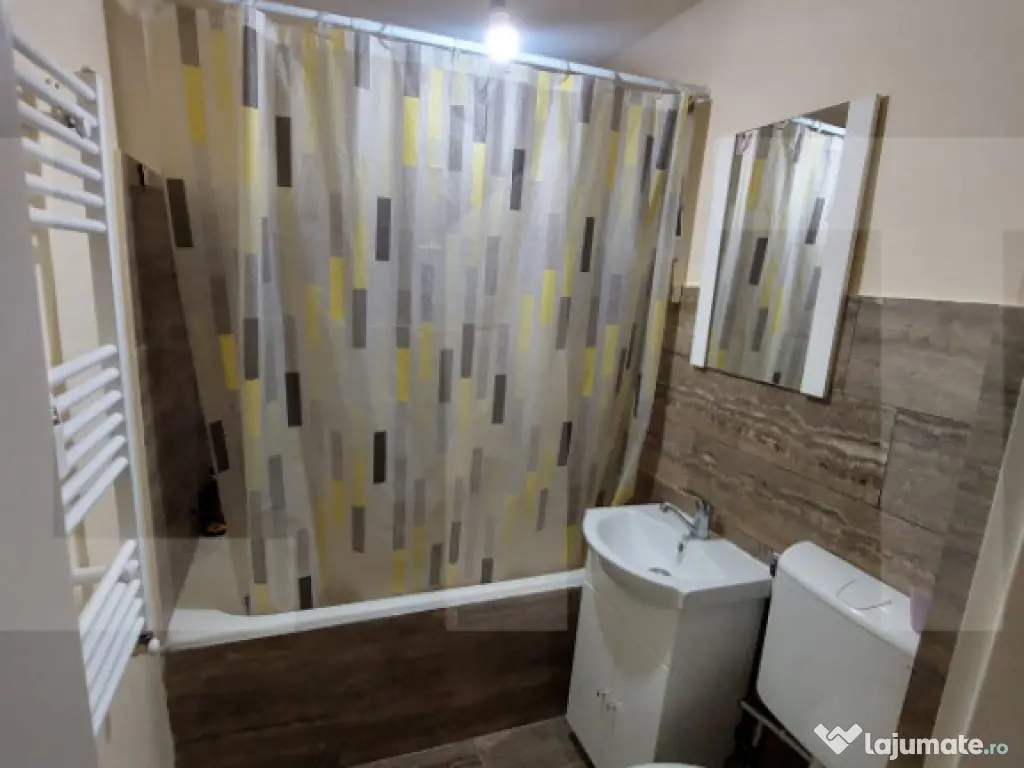 Apartament 2 camere, zona Fortuna. 