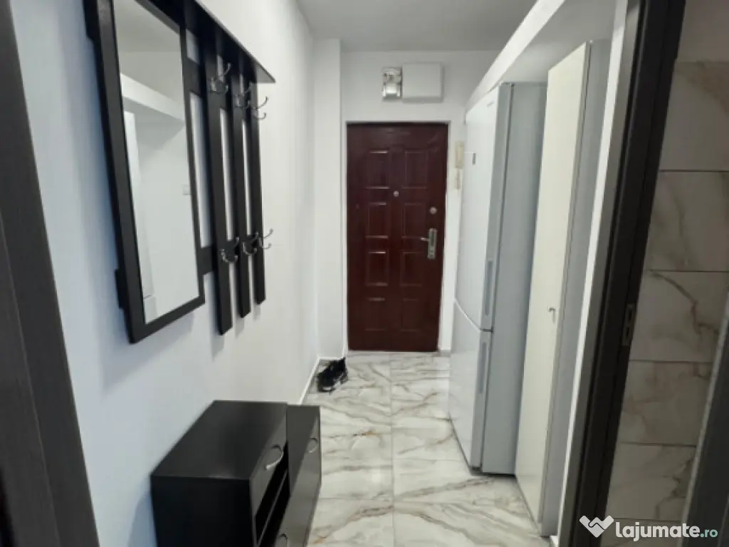 Apartament 2 camere, 39 mp, zona Craiovita Noua-Racheta reno 