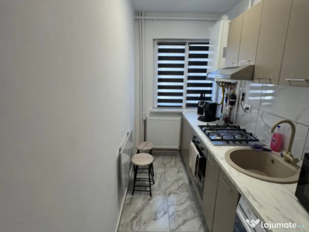 Apartament 2 camere, 39 mp, zona Craiovita Noua-Racheta reno 
