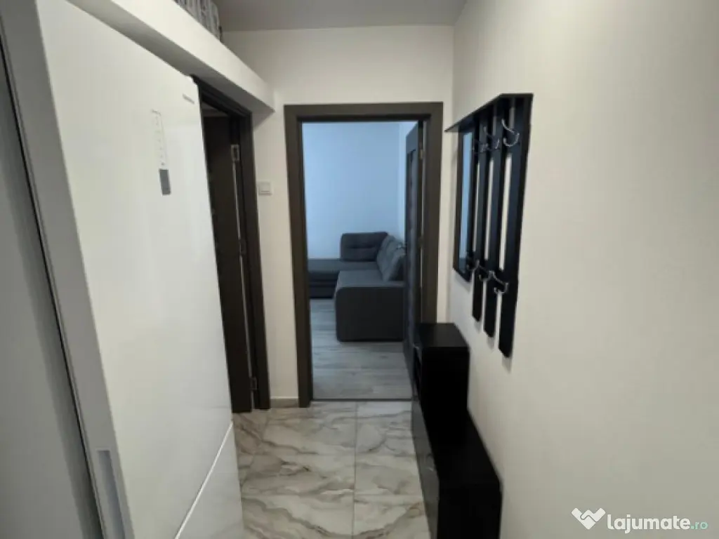 Apartament 2 camere, 39 mp, zona Craiovita Noua-Racheta reno 
