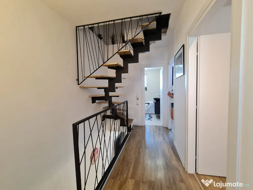 COSMOPOLIS - Vila Tip NC, cu mansarda si pergola 