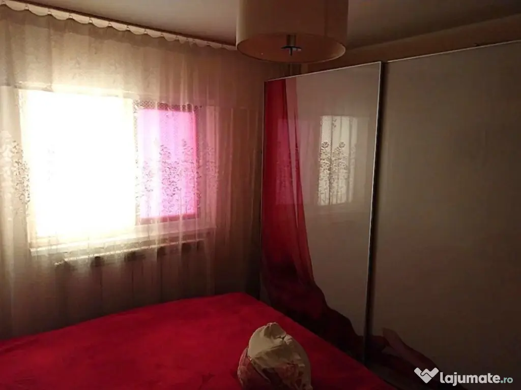 Apartament 2 Camere Decomandate | Etaj 1 | Zona Piața Centrală 