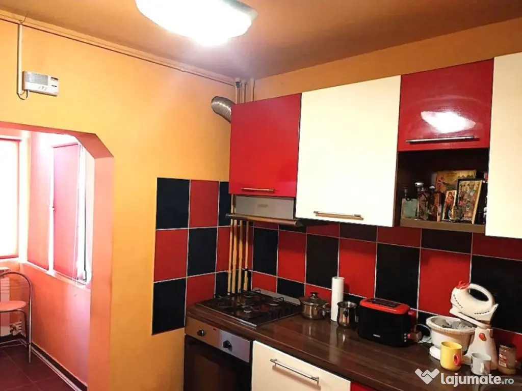 Apartament 2 Camere Decomandate | Etaj 1 | Zona Piața Centrală 