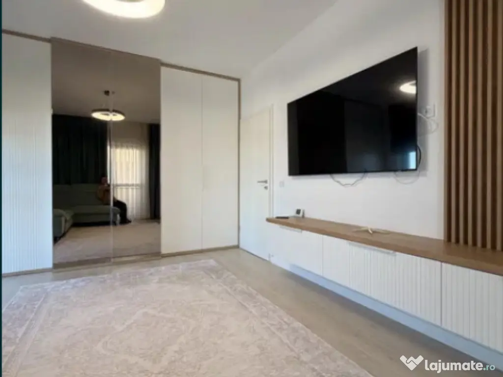 Apartament 2 camere, decomandat - zona Sanpetru 