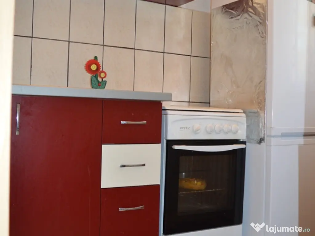 Proprietar Garsoniera Metrou Apărătorii Patriei 