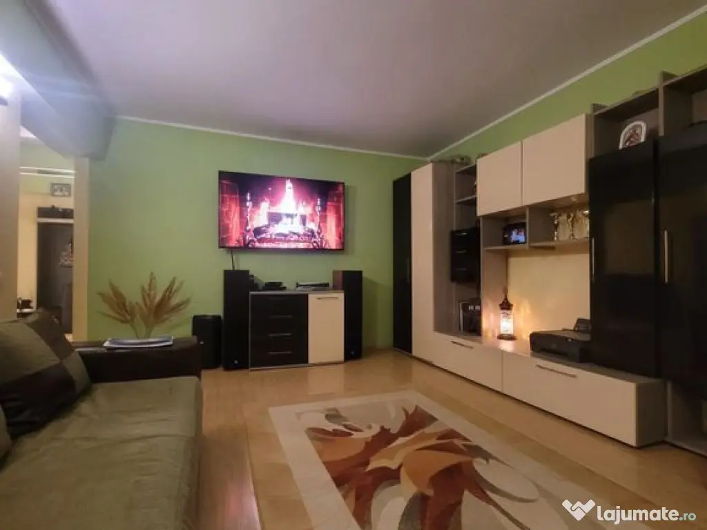 Primo, doua camere decomandat etaj 1 