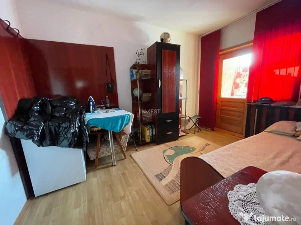 Apartament 4 camere, decomandat, zona Pacurari - Esplanada, 