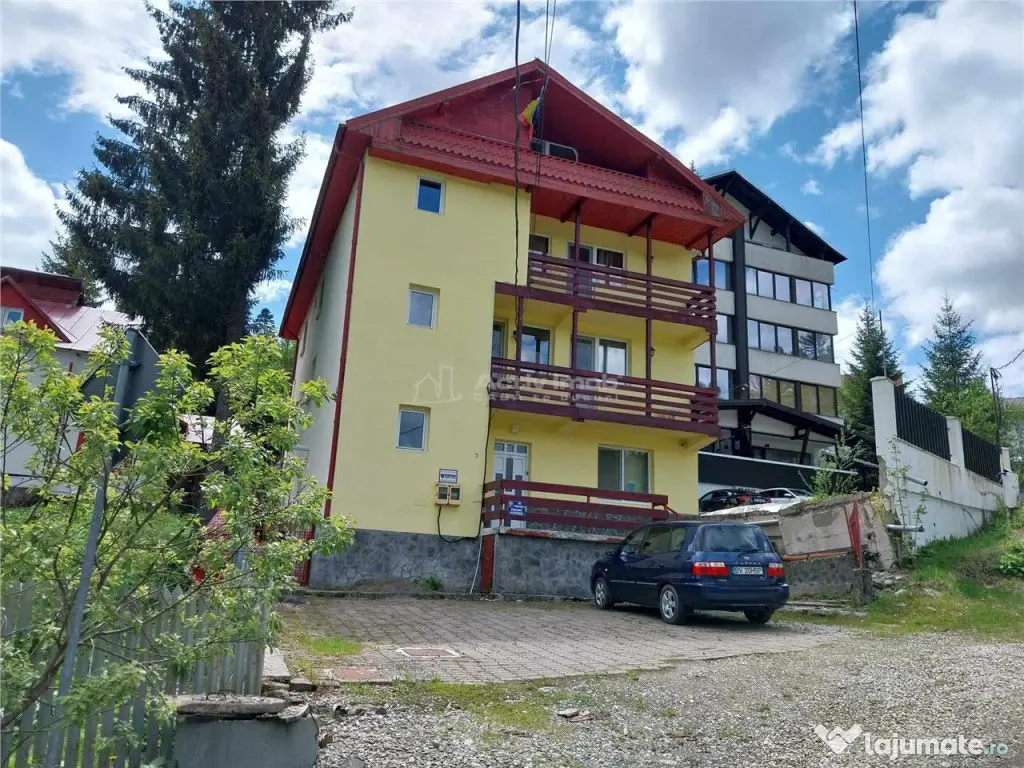 Vila / Pensiune 12 Camere - Afacere la Cheie- Predeal Cla 