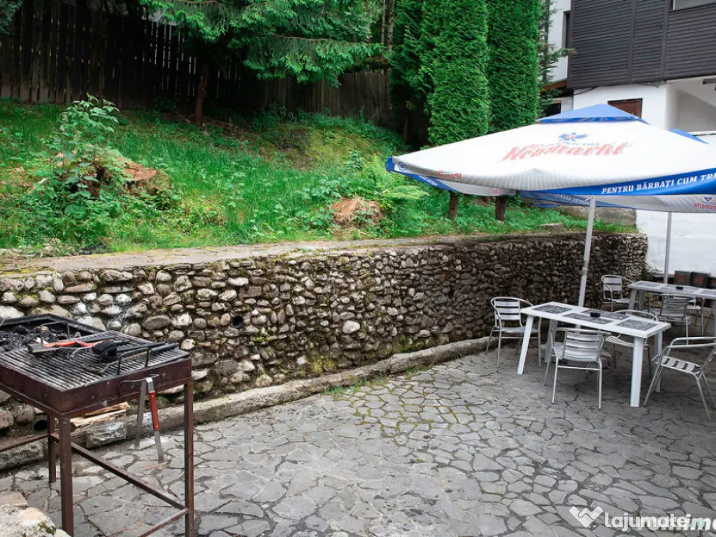 Vila / Pensiune 12 Camere - Afacere la Cheie- Predeal Cla 