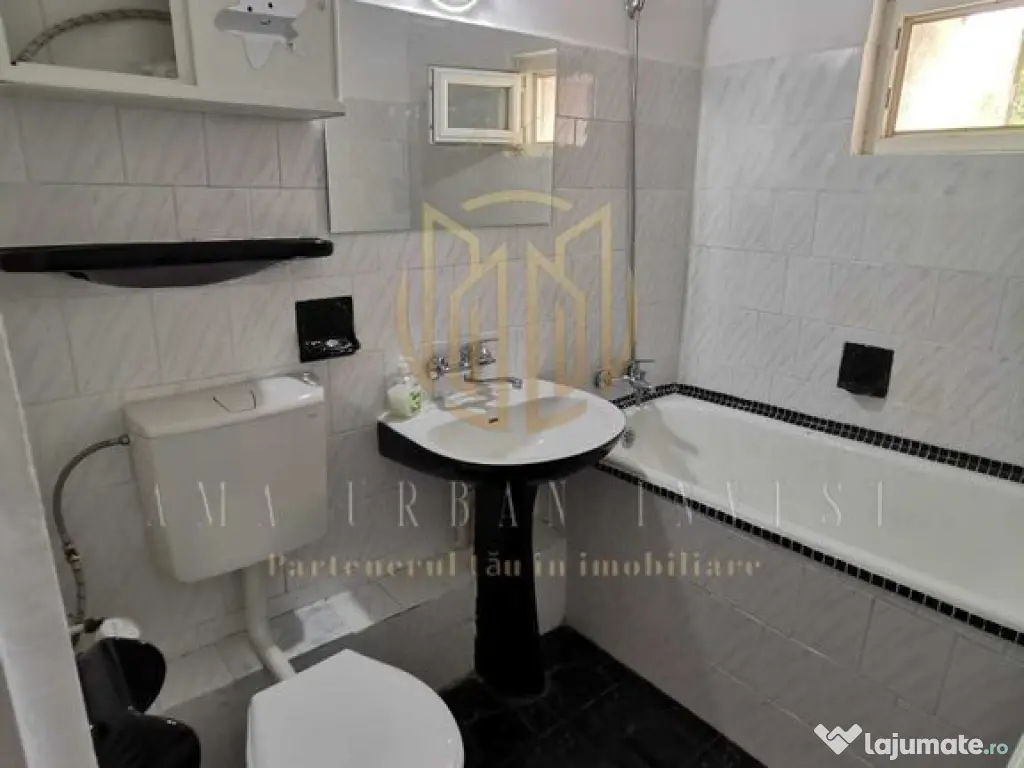 Titan 1 Decembrie 1918 , piata Minis 