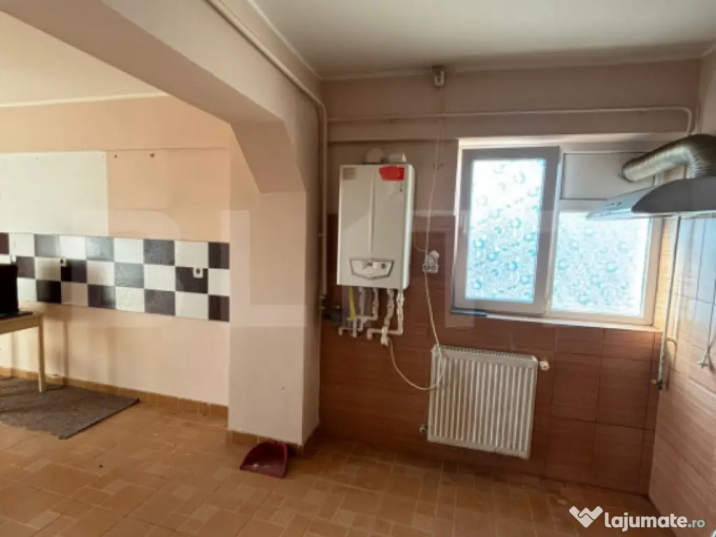 Apartament 3 camere, 86 mp,bloc nou, zona Burdujeni 
