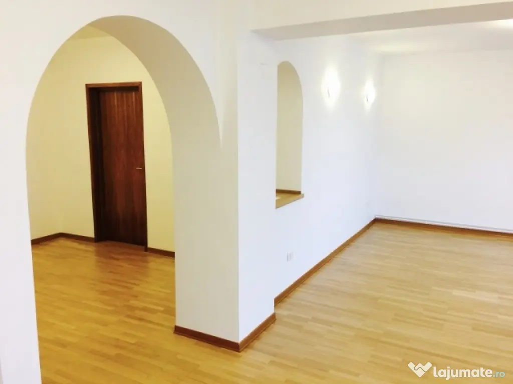 Inchiriez spatiu de birouri, zona Aviatorilor, 125mp, 1.700euro 