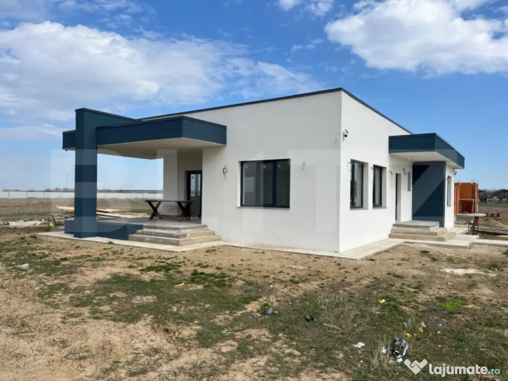 De vanzare casa Santandrei pe un singur nivel aproape de cen 