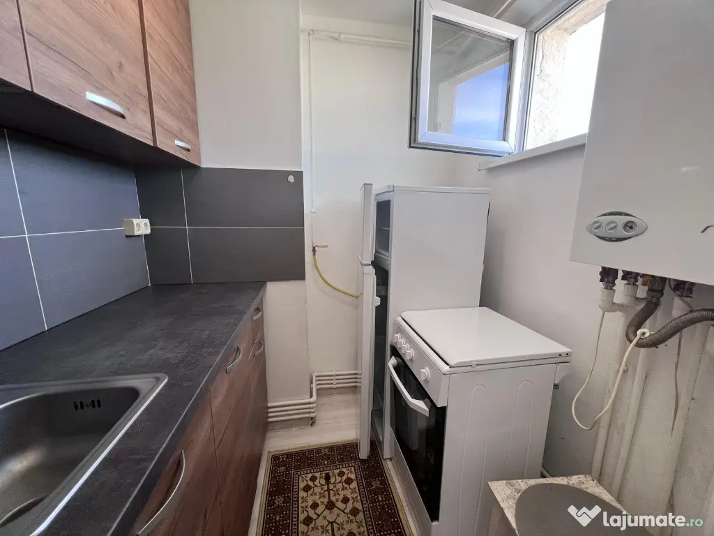 Apartament 2 camere,zona Dacia 