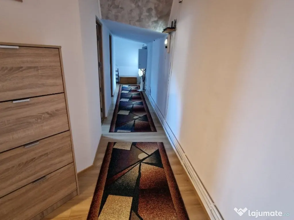 Apartament 4 camere vilă Schei 