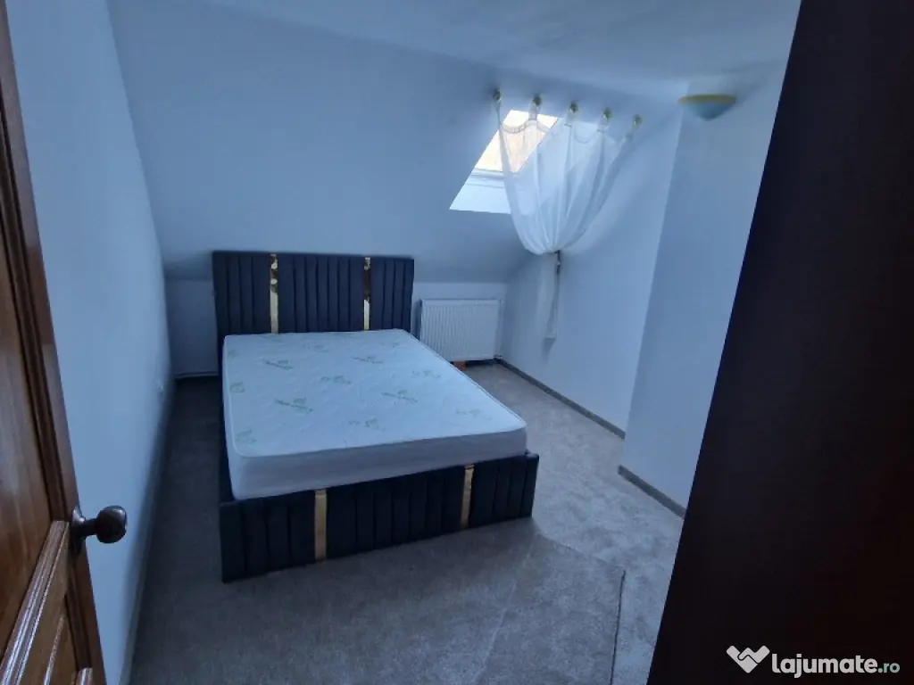 Apartament 4 camere vilă Schei 