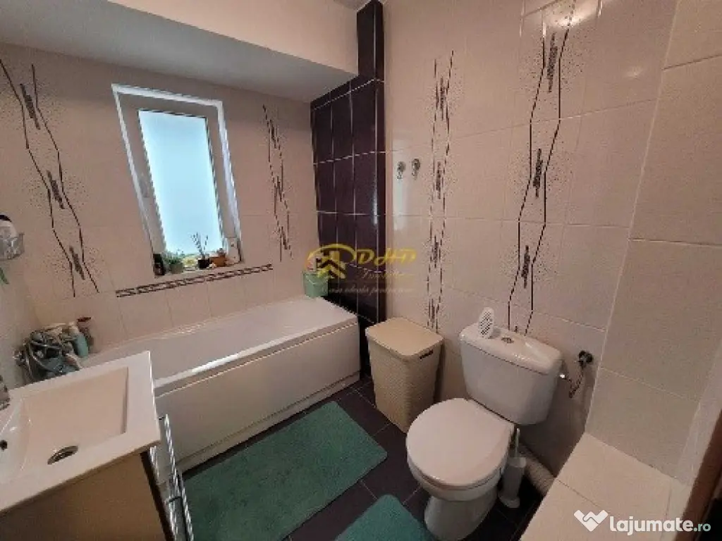 Apartament cu 3 camere, zona Pacurari la complexul Rasarit de Soare 